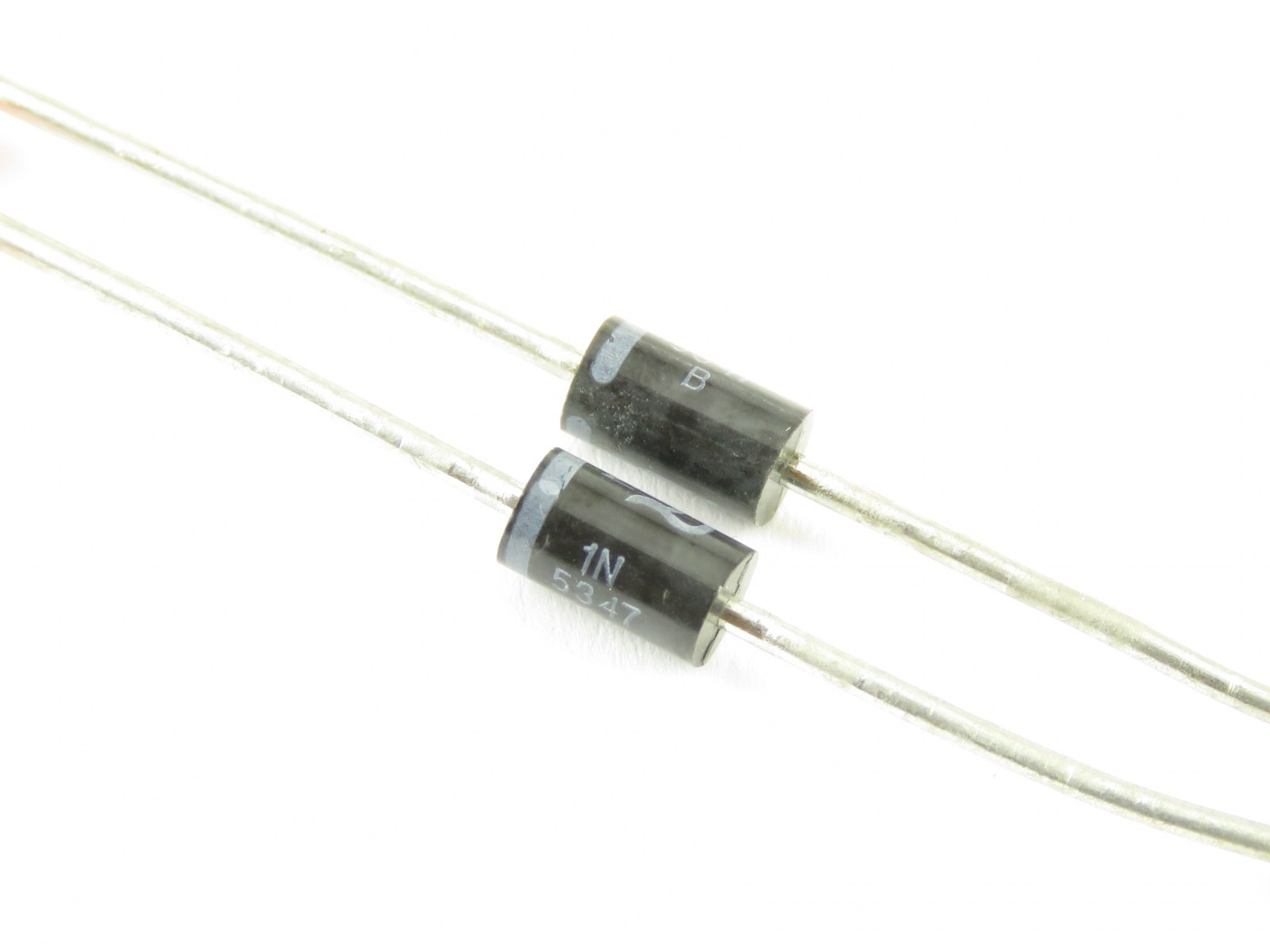 Diode Zéner 1N5347B (image 2/2)