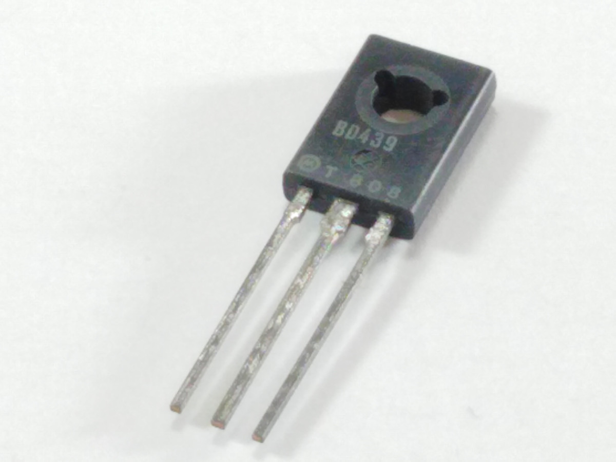 Transistor BD439