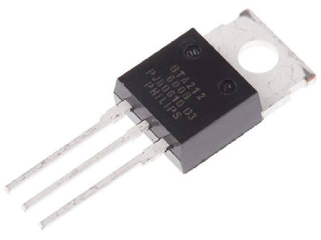 Triac BTA212-600B