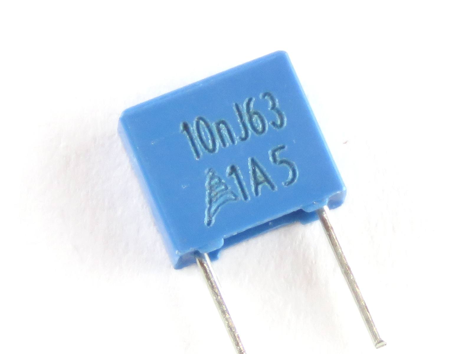 Condensateur 10nF 63V CCAP10NF63V