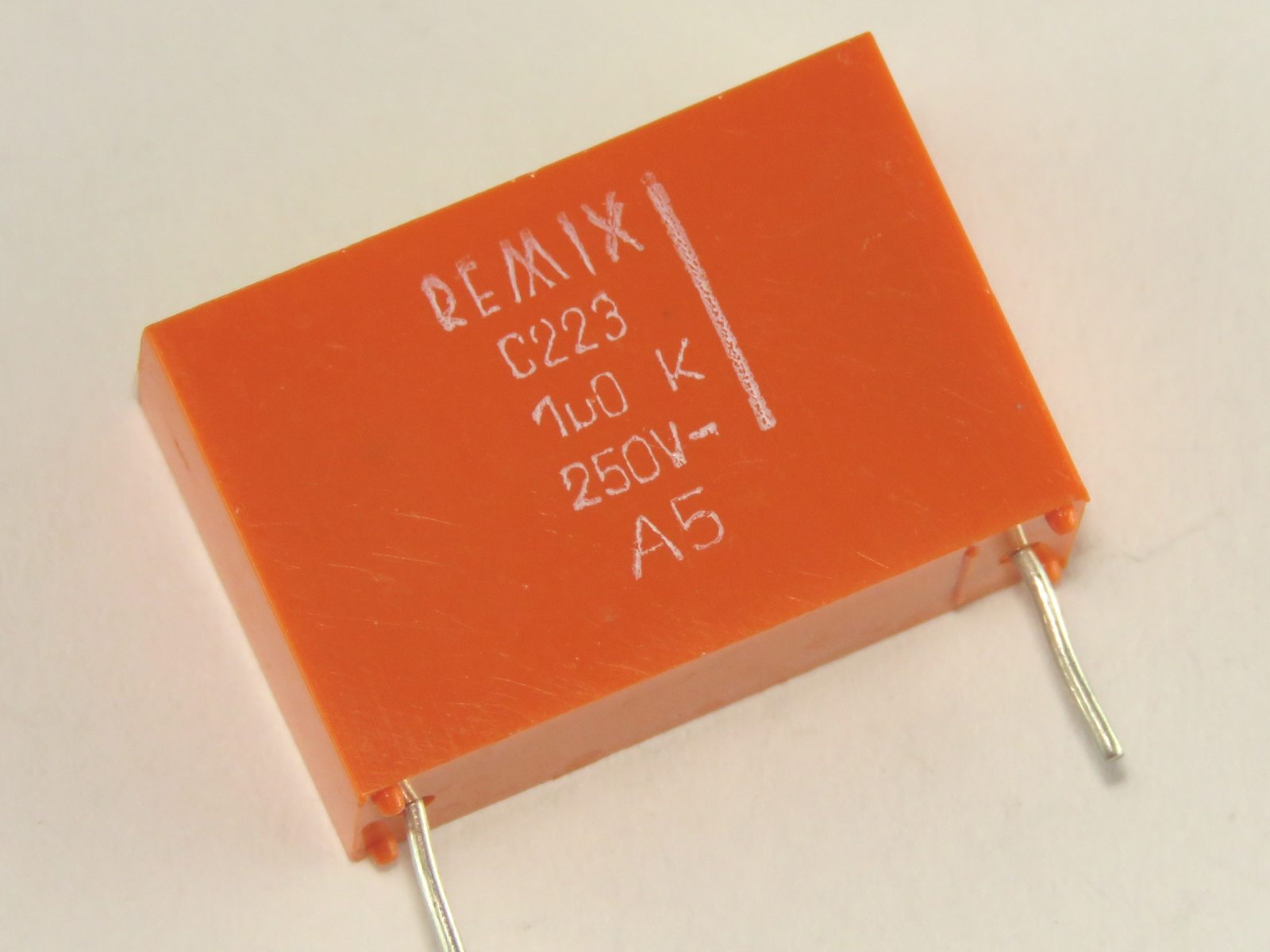 Condensateur non polarisé 1uF CCAP1UF250V