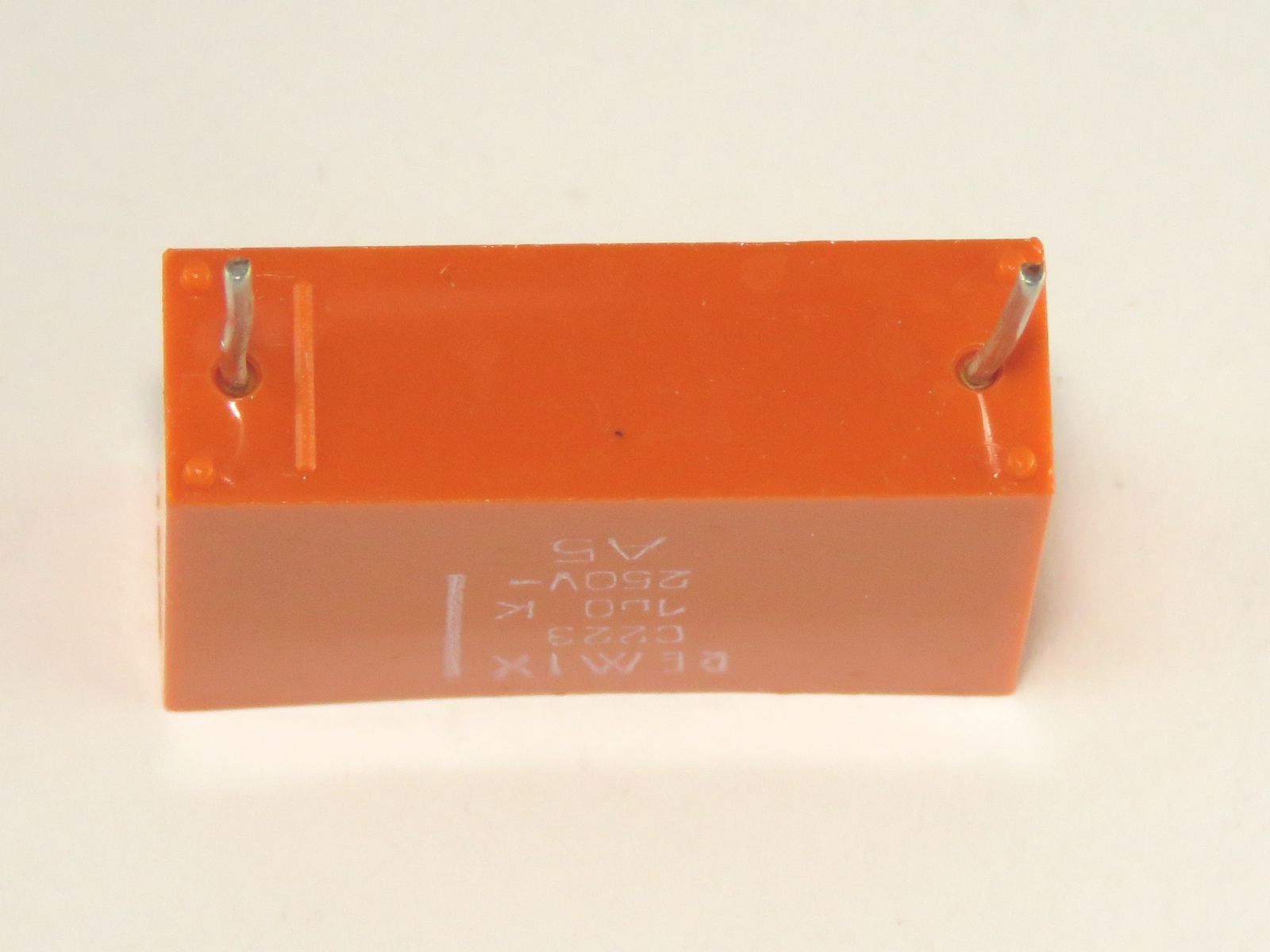 Condensateur non polarisé 1uF CCAP1UF250V (image 3/3)