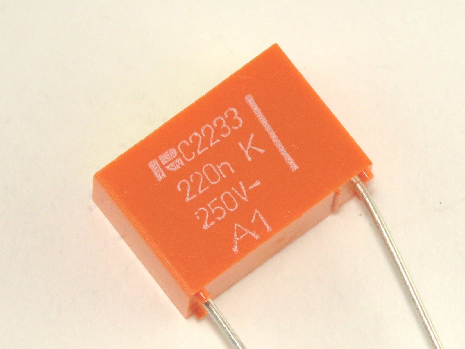 Condensateur 220nF 250V CCAP220NF250V