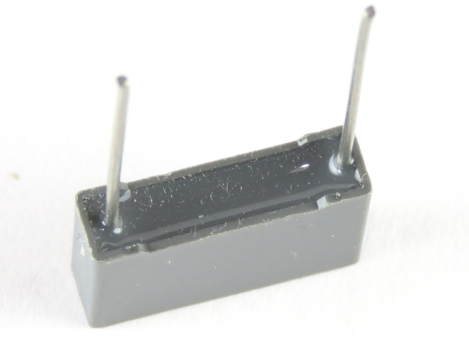 Condensateur 33nF 275V CCAP33NF275V (image 2/2)