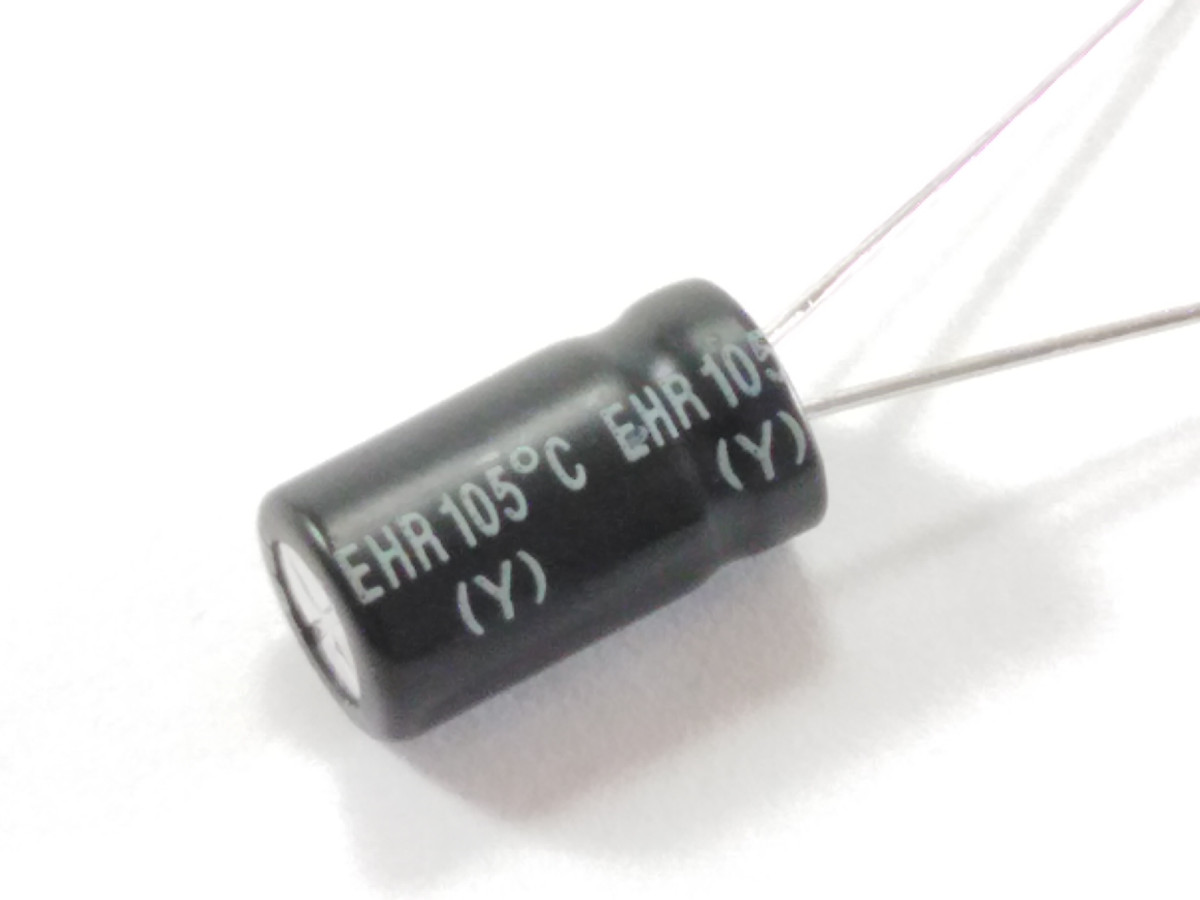 Condensateur chimique 100uF 25V CEL100UF25V-D (image 2/2)