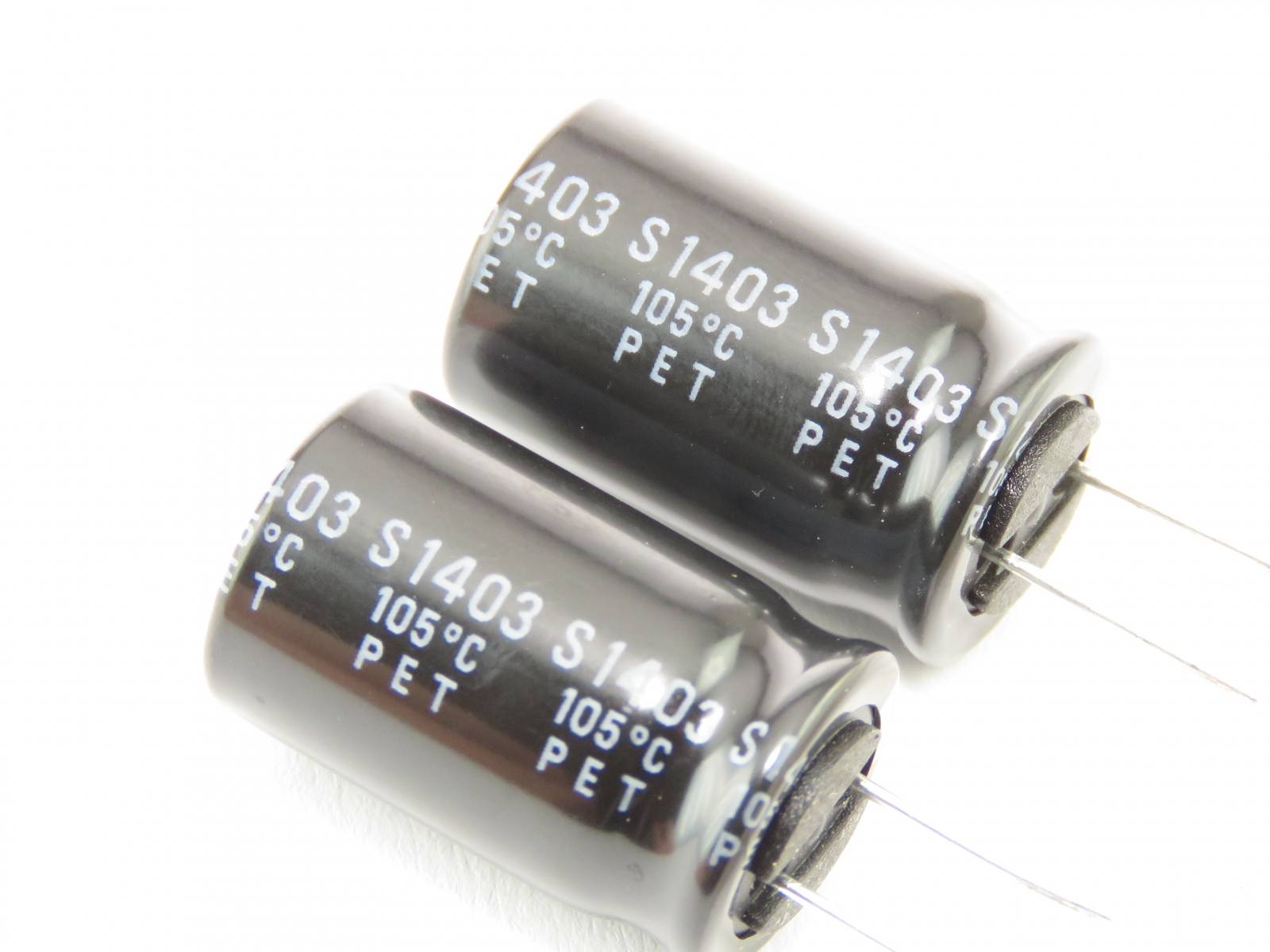 Condensateur chimique 10uF 450V CEL10UF450V-E (image 2/3)