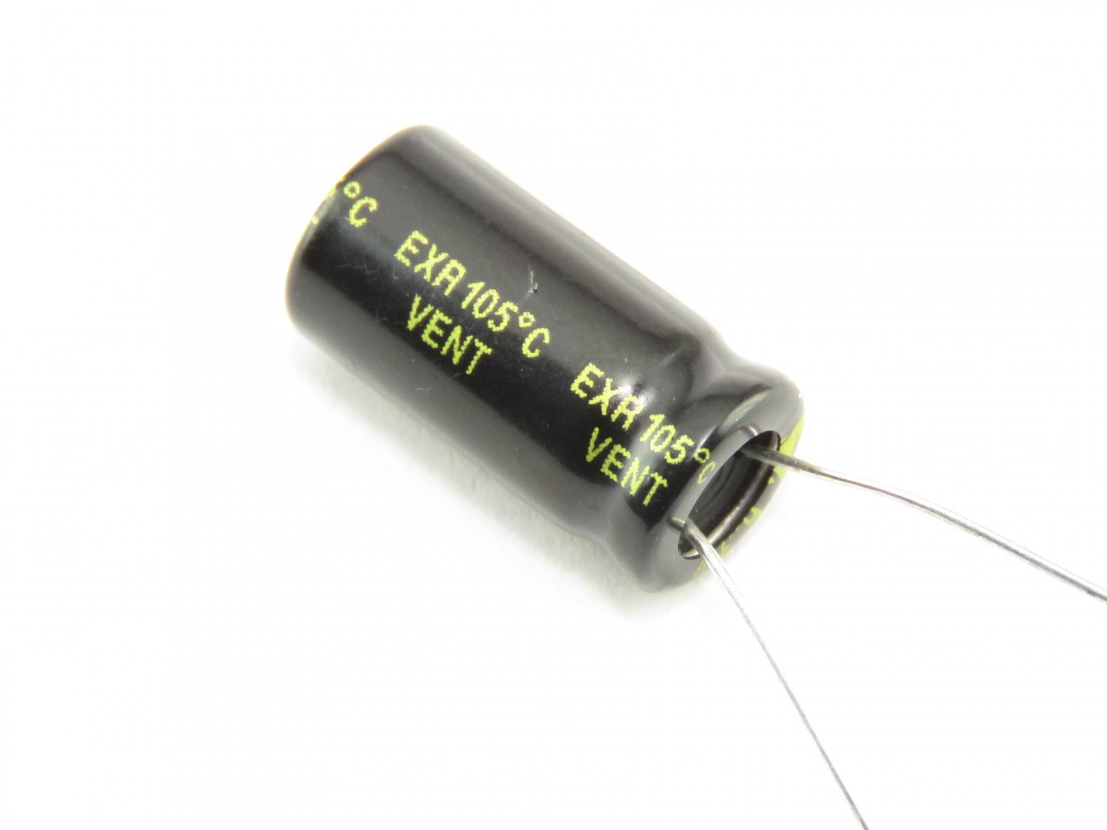 Condensateur chimique 1500uF 6.3V CEL1500UF6-3VESR (image 2/2)