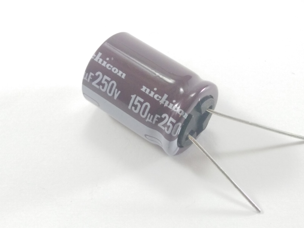 Condensateur chimique 150uF 250V CEL150UF250V