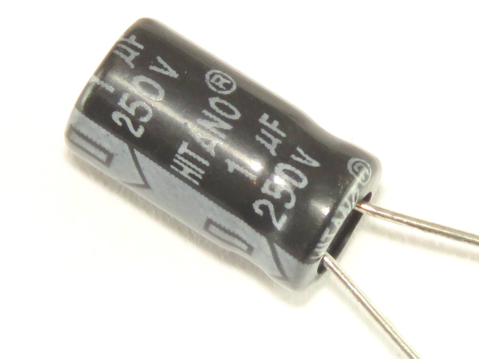 Condensateur chimique 1uF 250V CEL1UF250V