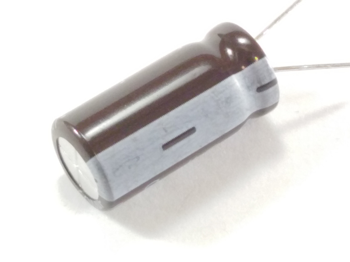 Condensateur chimique 2200uF 10V CEL2200UF10V (image 2/2)