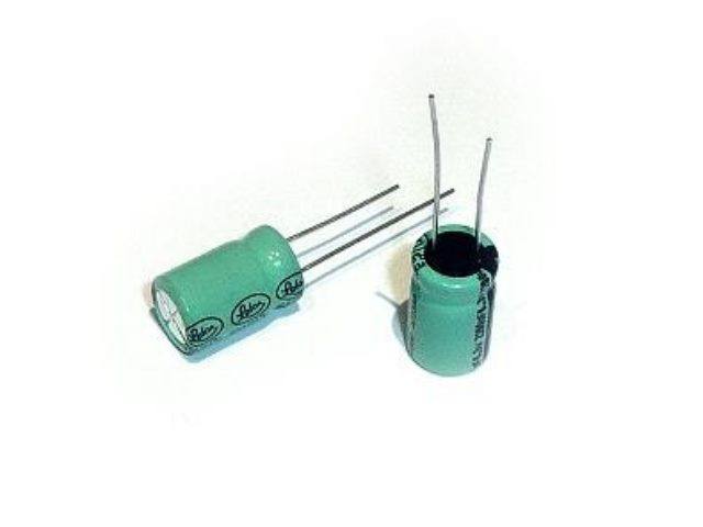 Condensateur chimique 2200uF 6.3V CEL2200UF6-3V