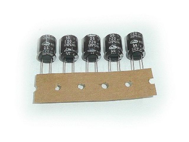 Condensateur chimique 220uF 35V CEL220UF35VESR-B