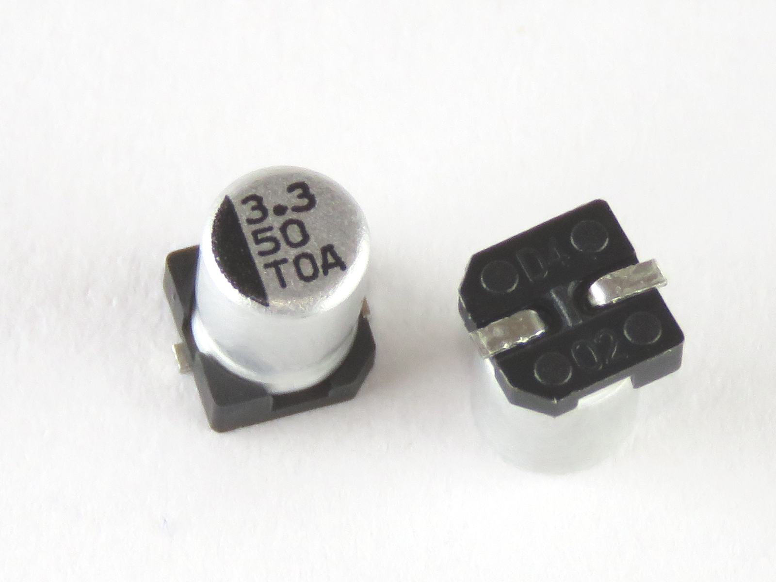 Condensateur chimique CMS 3.3uF 50V CEL3-3UF50VSMD-B