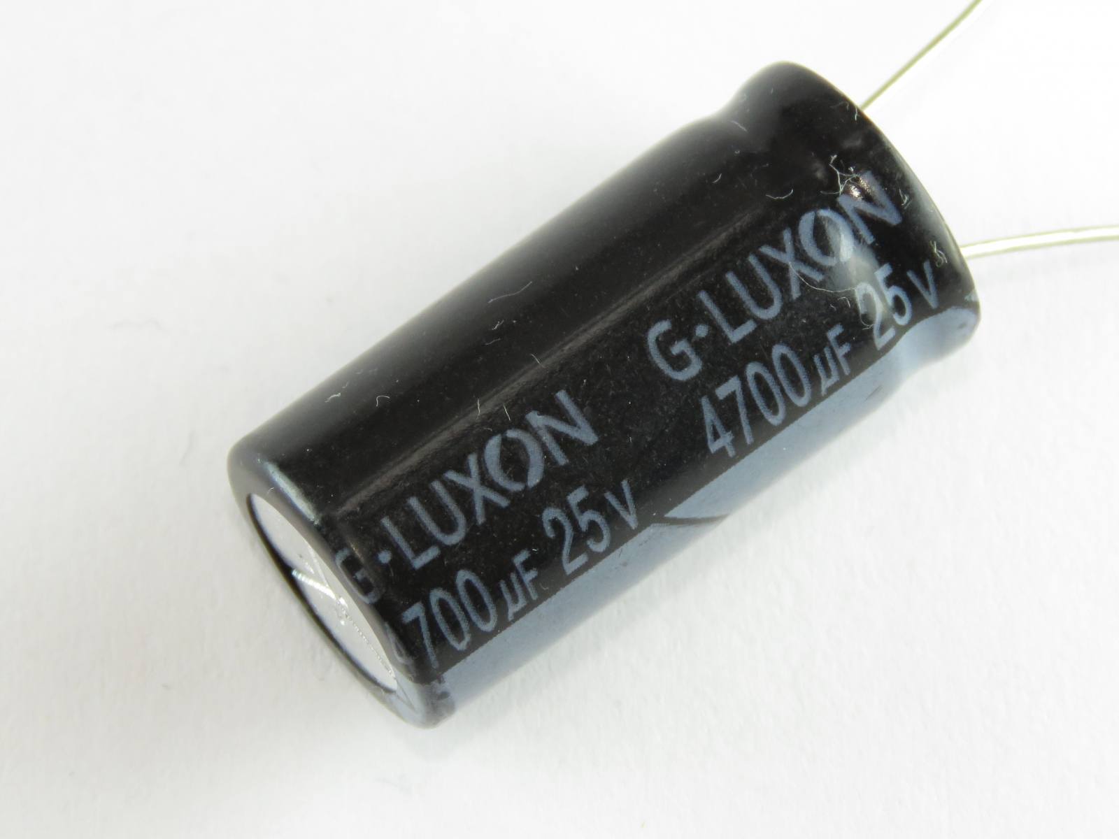 Condensateur chimique 4700uF 25V CEL4700UF25V-B (image 3/3)