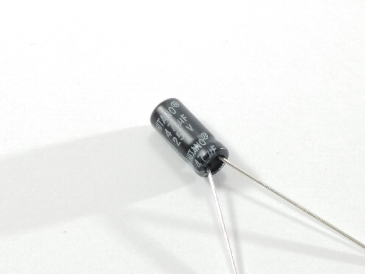 Condensateur chimique 47uF 25V CEL47UF25V-C (image 4/5)