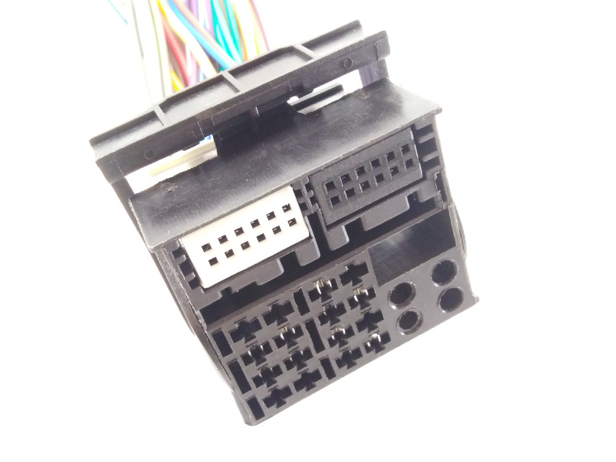 Connecteur autoradio Audi CONN-CAR0211N-I (image 2/8)