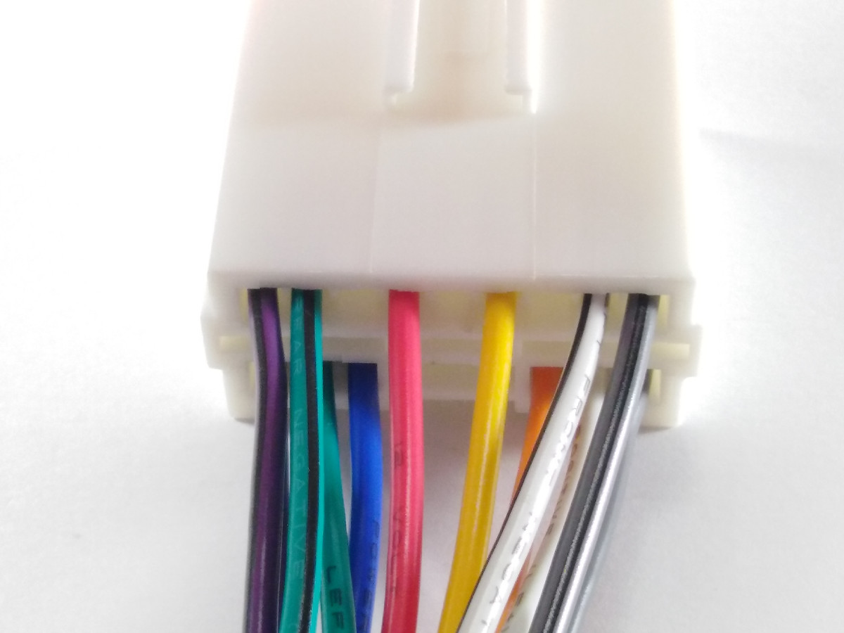 Connecteur autoradio Mitsubishi CONN-CAR0261 (image 3/4)