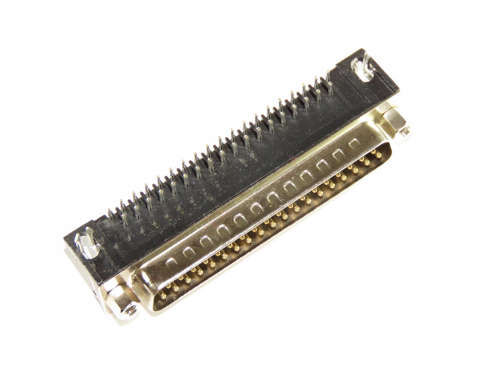 Connecteur SUB-D CS-DS037P-N90