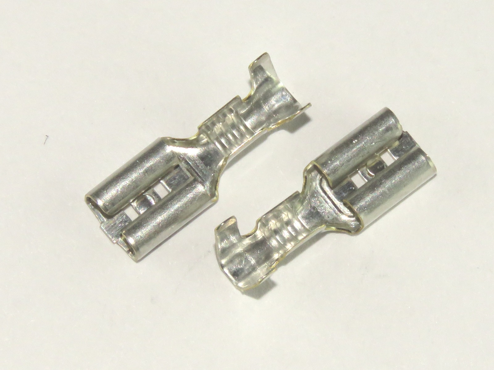 Cosse plate à sertir CS-K1480825-SN