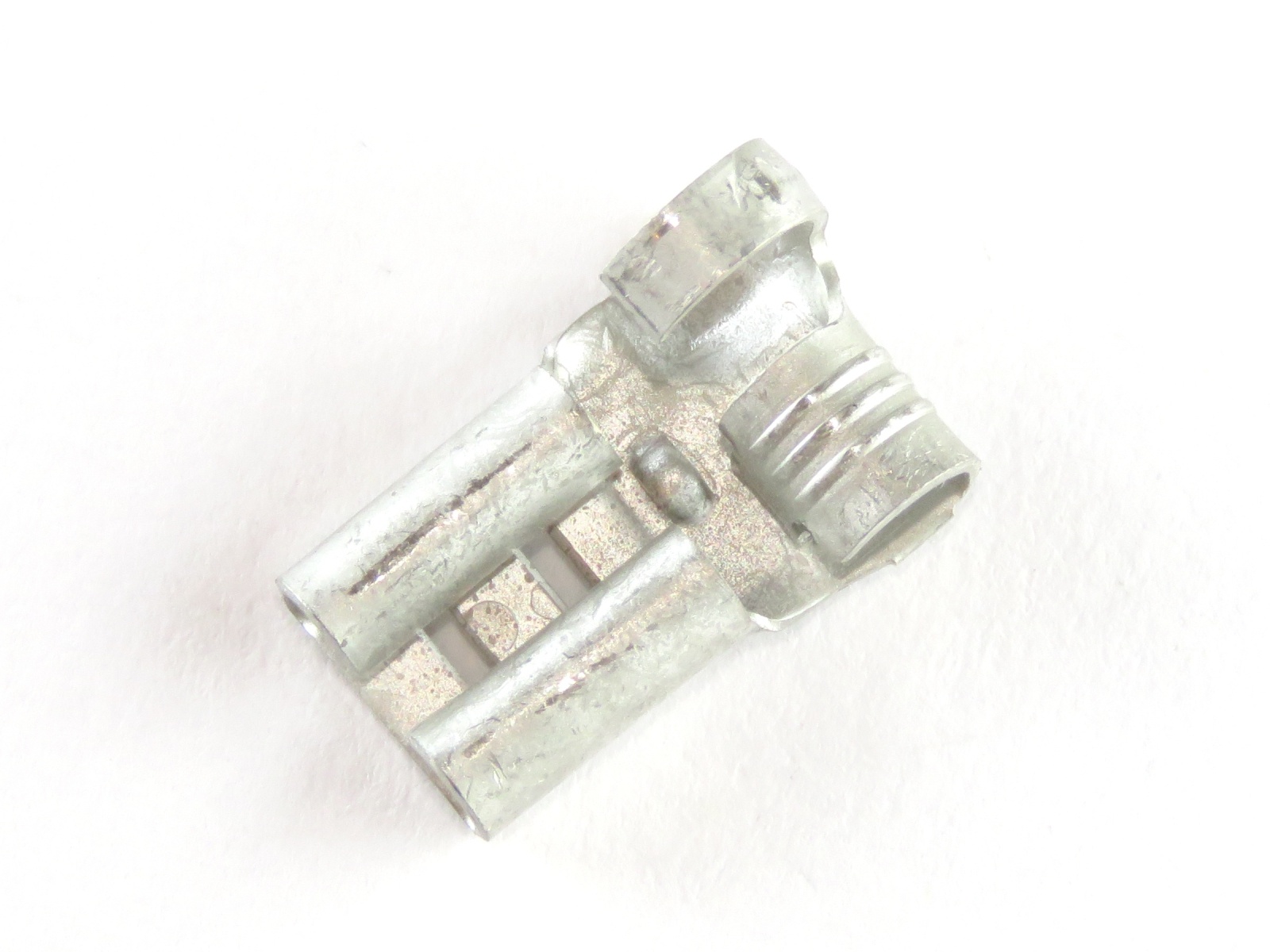 Cosse plate à sertir CS-K1630810-90