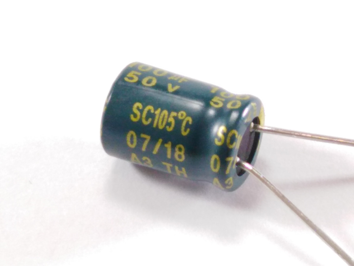 Condensateur chimique 100uF 50V DSC107M050S1ACG11K (image 3/3)