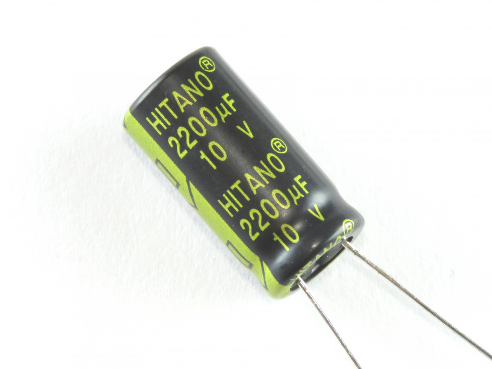 Condensateur chimique 2200uF 10V DSC228M010S1ACH25K