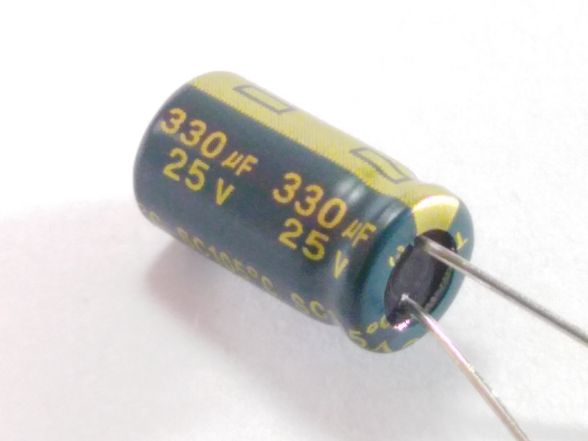 Condensateur chimique 330uF 25V DSC337M025S1ACG15K