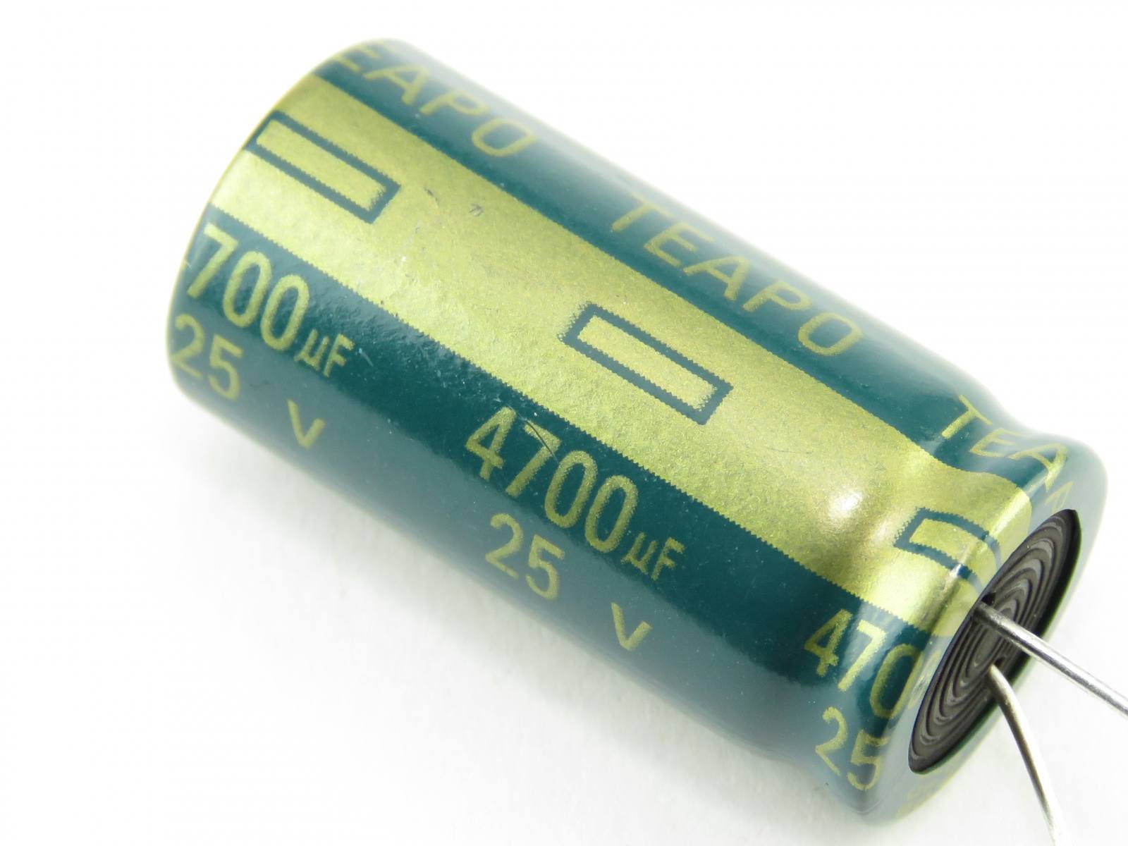 Condensateur chimique 4700uF 25V DSC478M025S1ACN36K