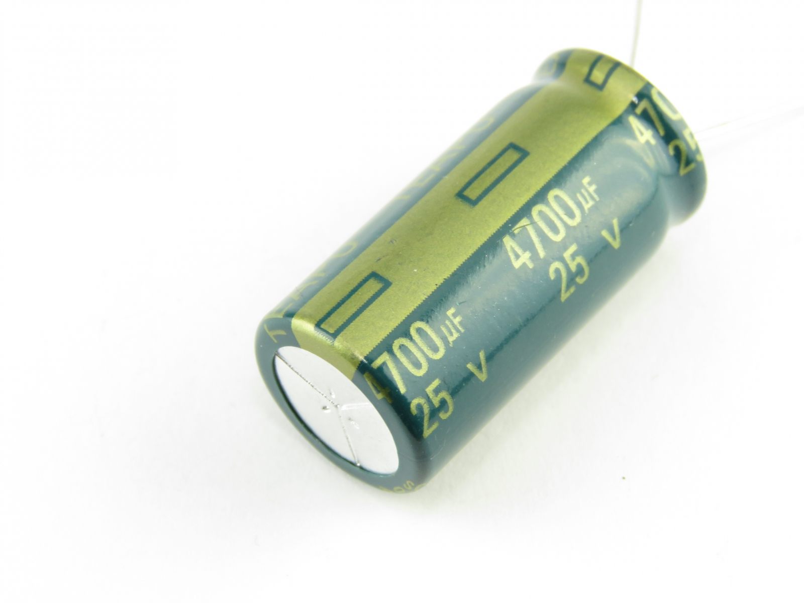 Condensateur chimique 4700uF 25V DSC478M025S1ACN36K (image 3/3)