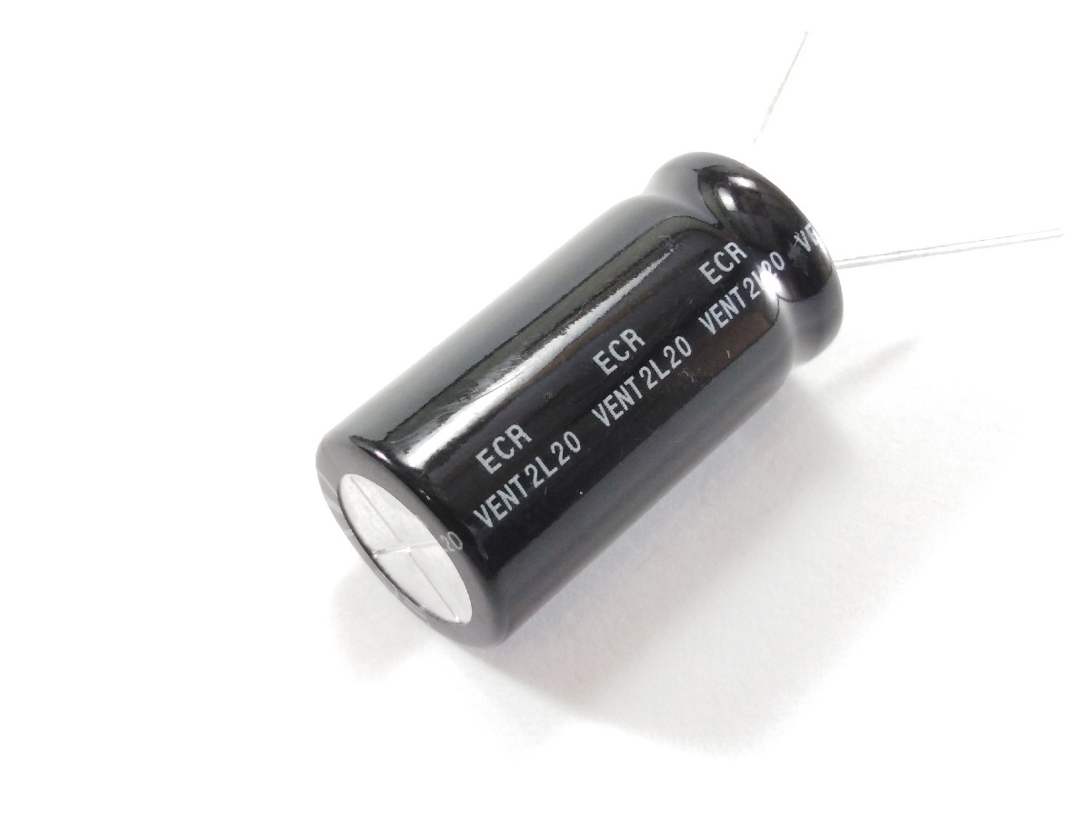 Condensateur 4700uF 35V ECR472M35B (image 3/3)