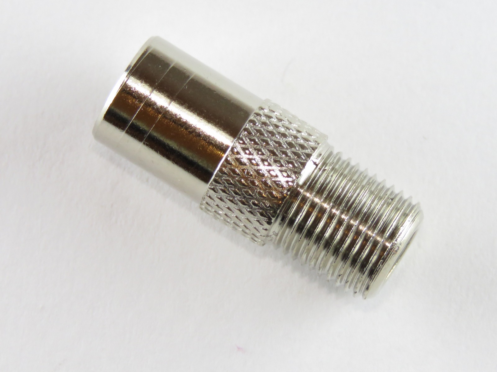 Adaptateur antenne F FC-025 (image 2/4)