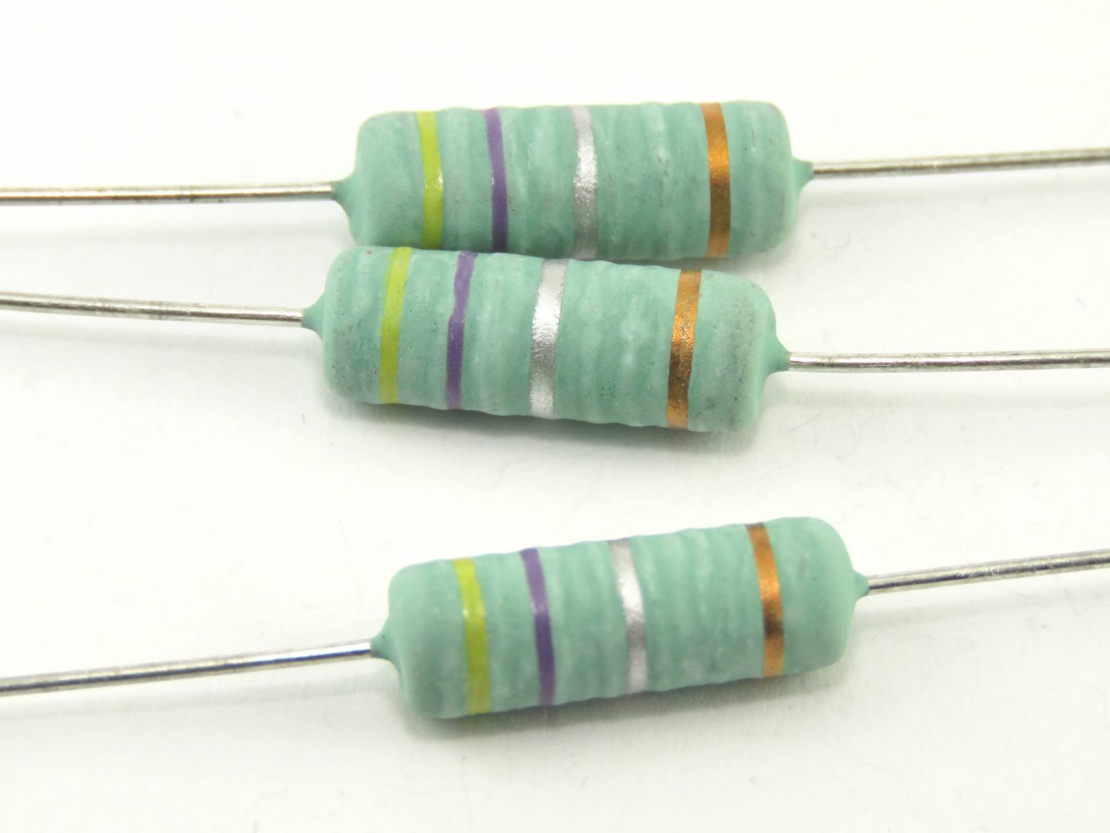 Résistance 0.47 Ohm 5W KNP5WS-0R47