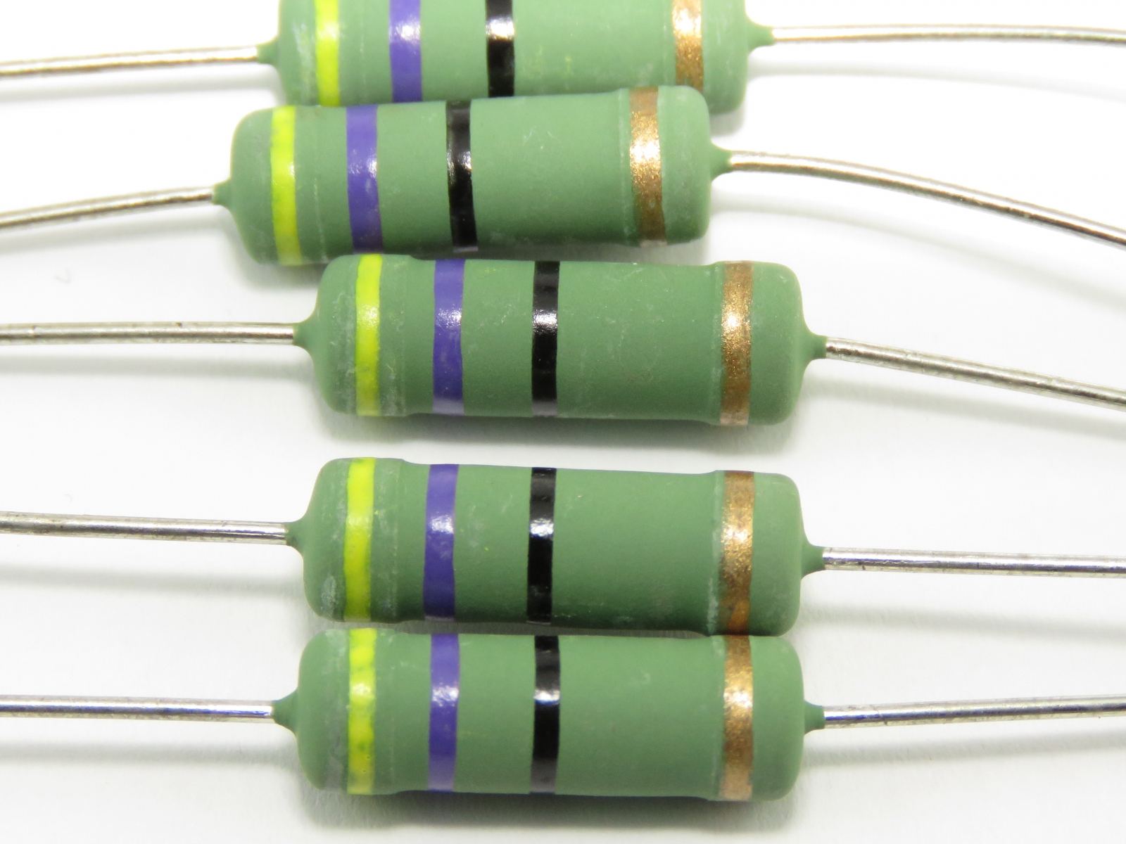 Résistance 47 Ohms 5W KNP5WS-47R0