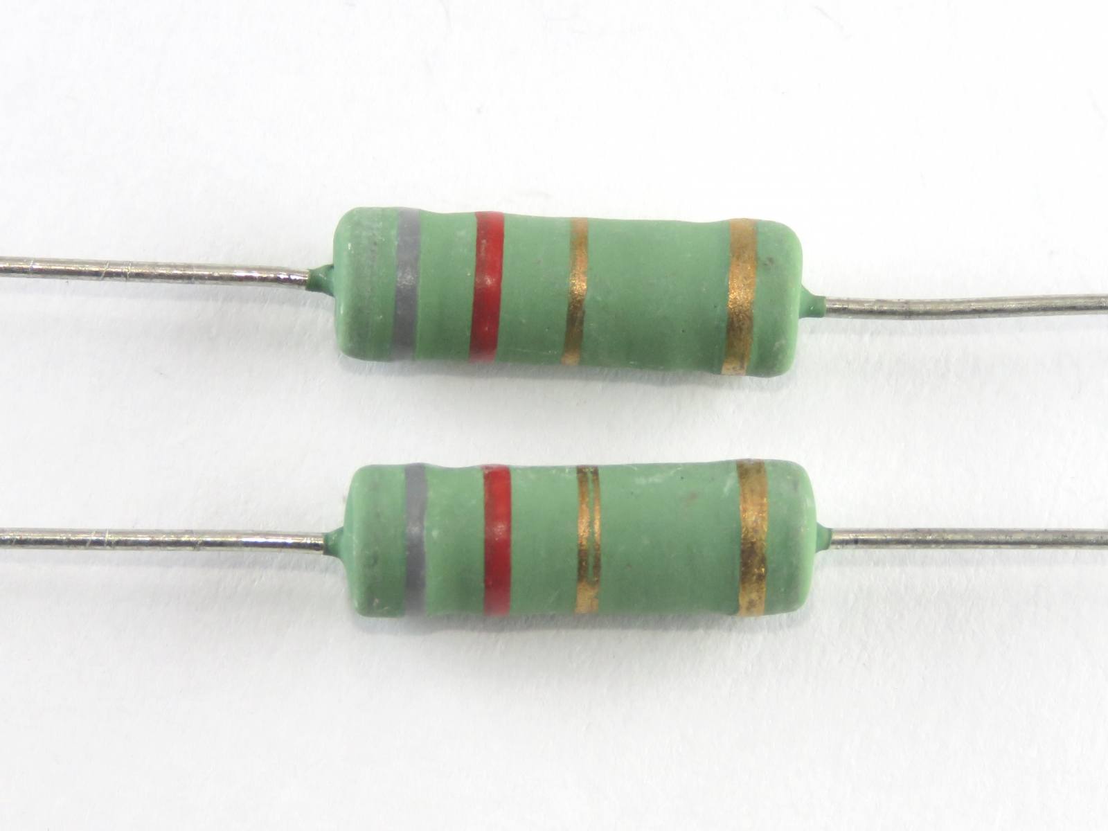 Résistance 8.2 Ohms 5W KNP5WS-8R20