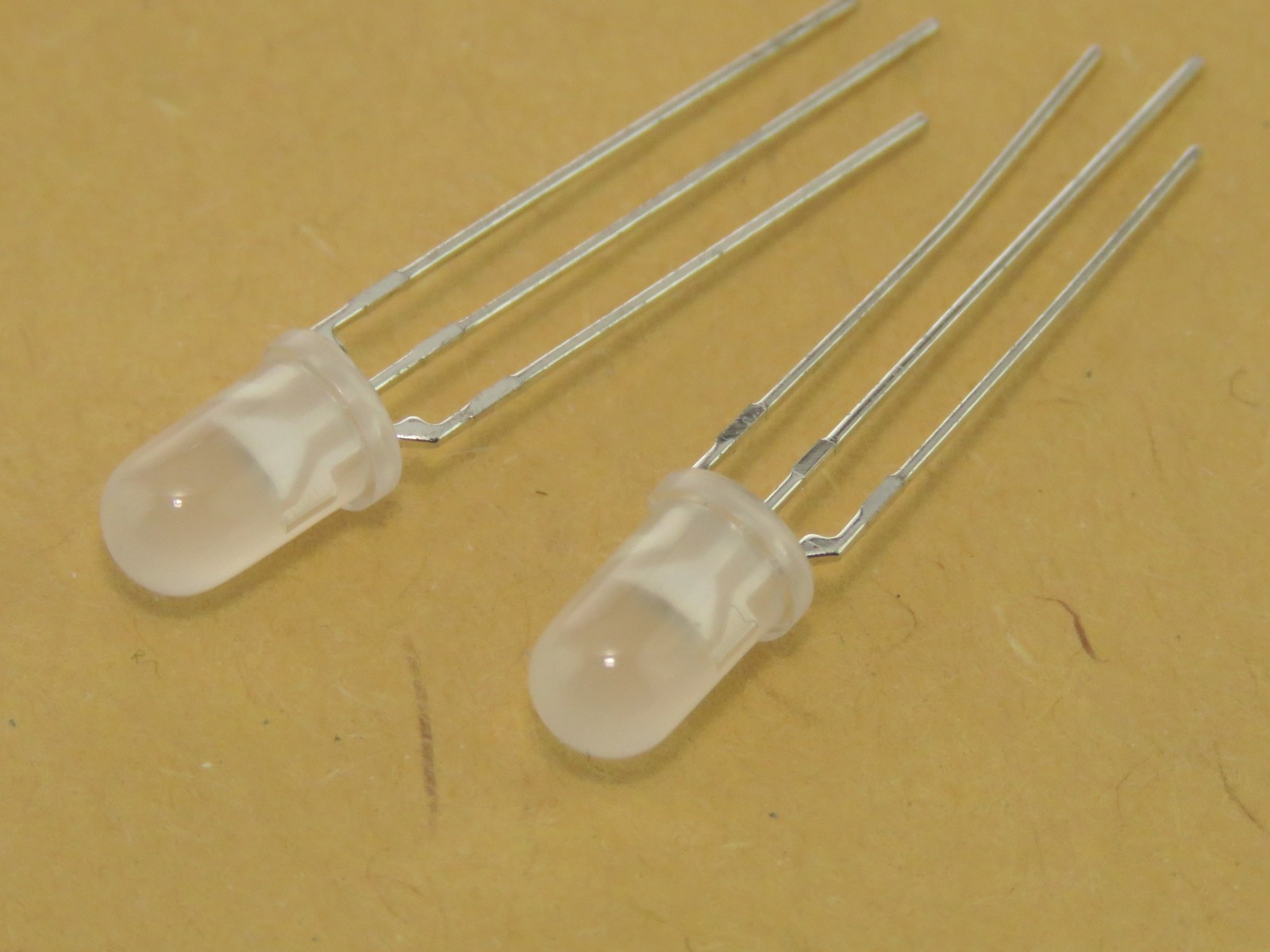 LED ronde rouge/verte 5mm L-59EGWDB