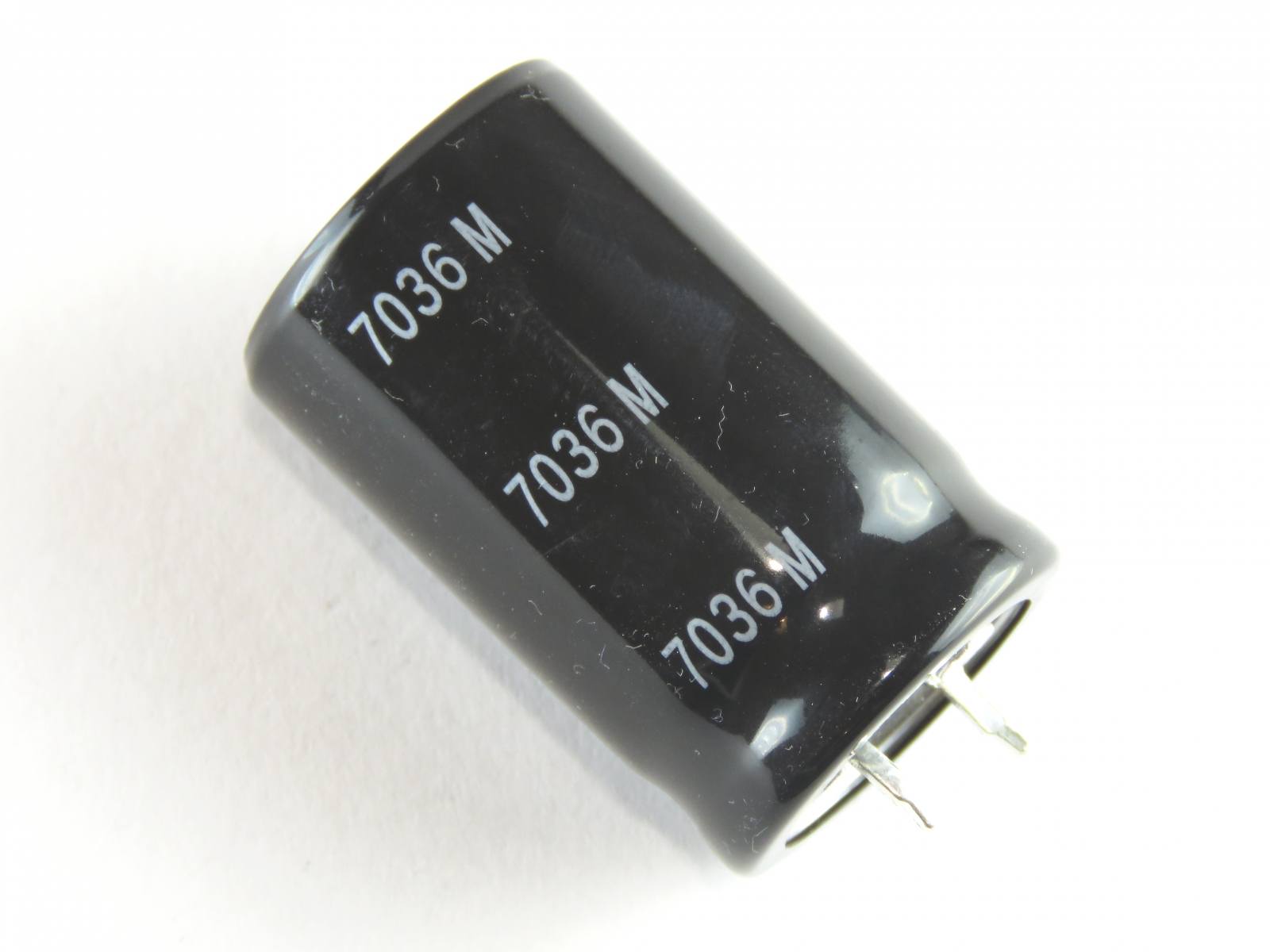 Condensateur chimique 4700uF 63V LTW478M063S1A5R400 (image 2/3)