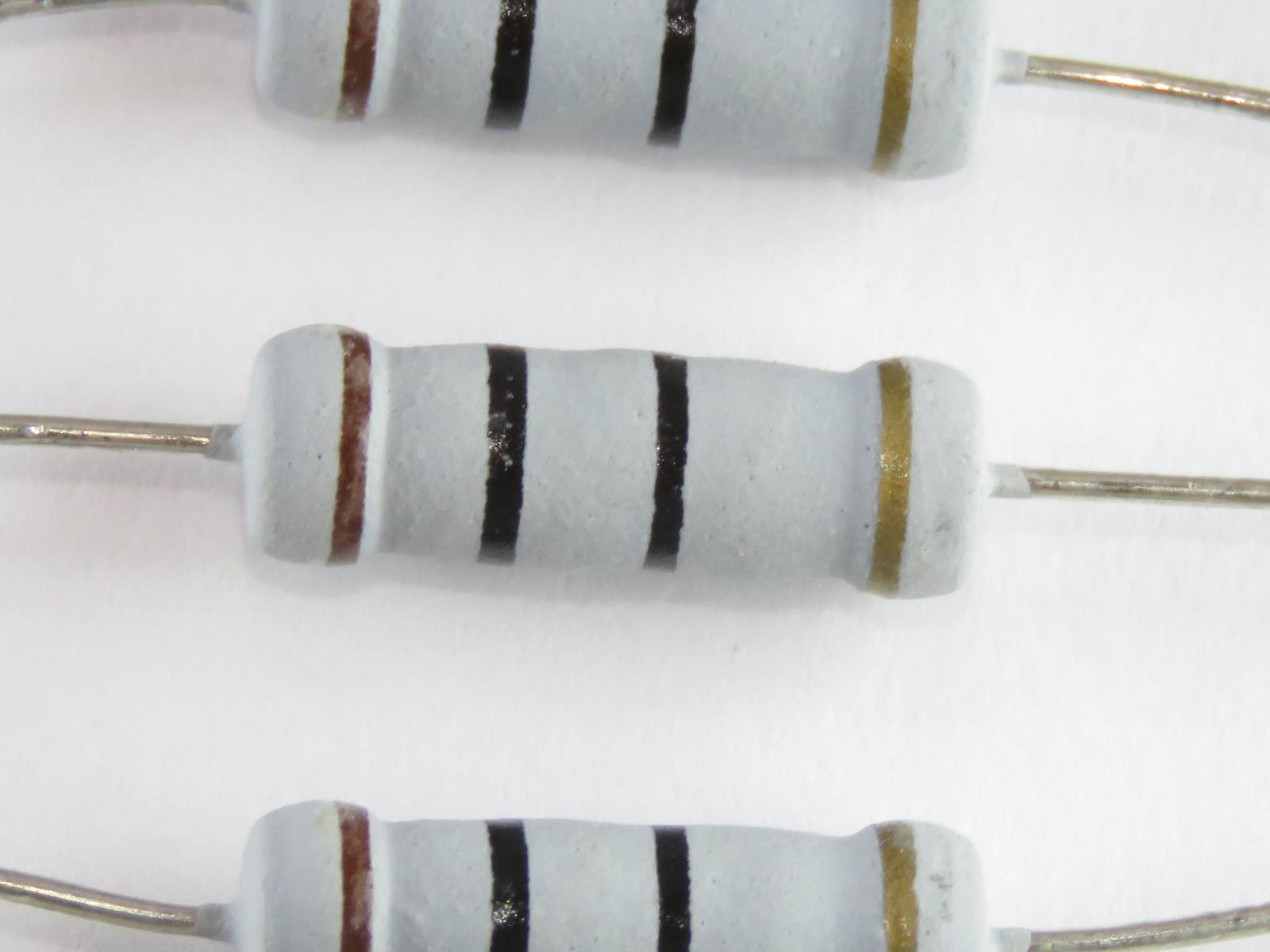 Résistance 10 Ohms 3W M3W-10R