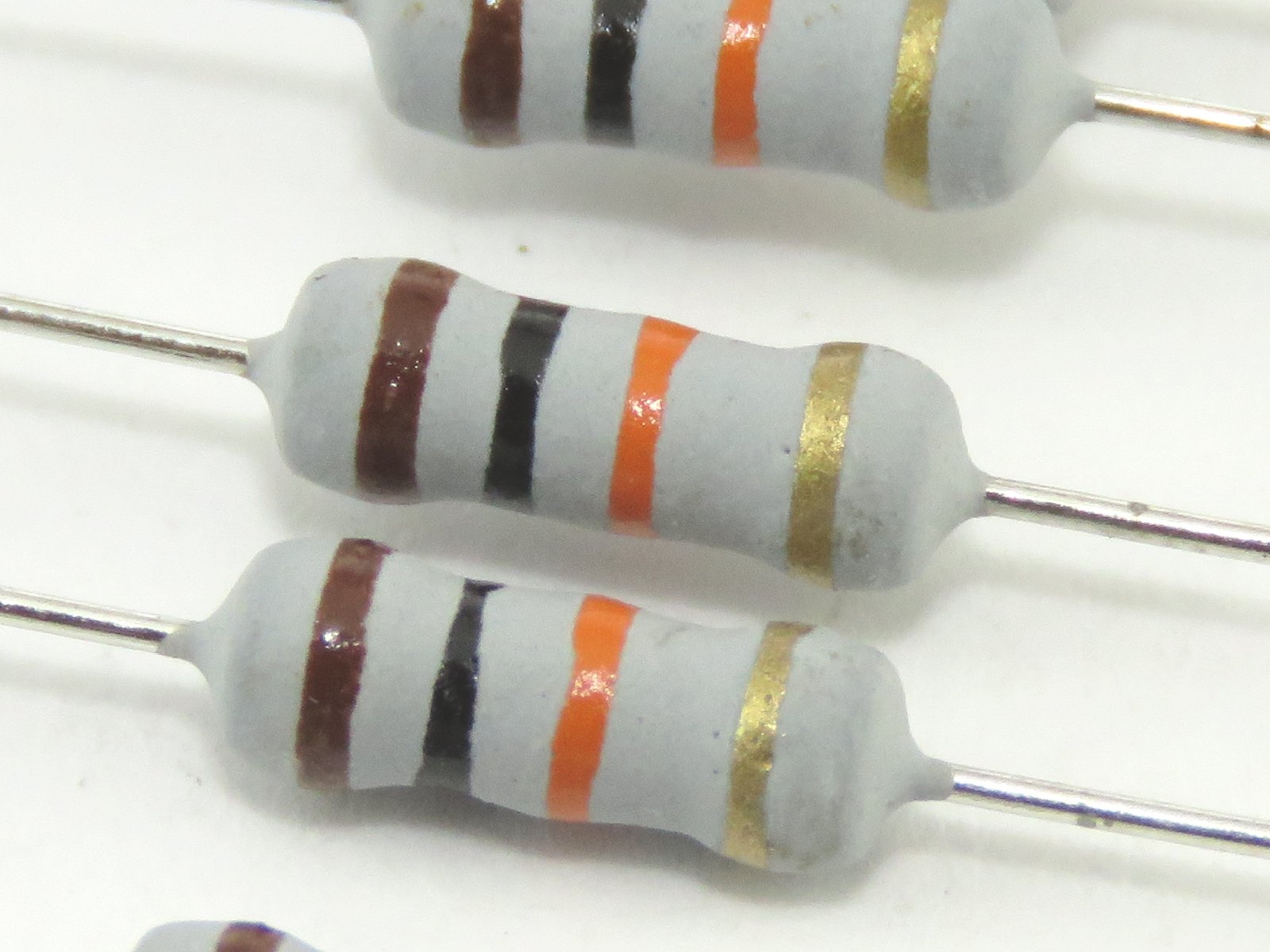 Résistance 10k Ohms 1W MOF0932JAFT1002