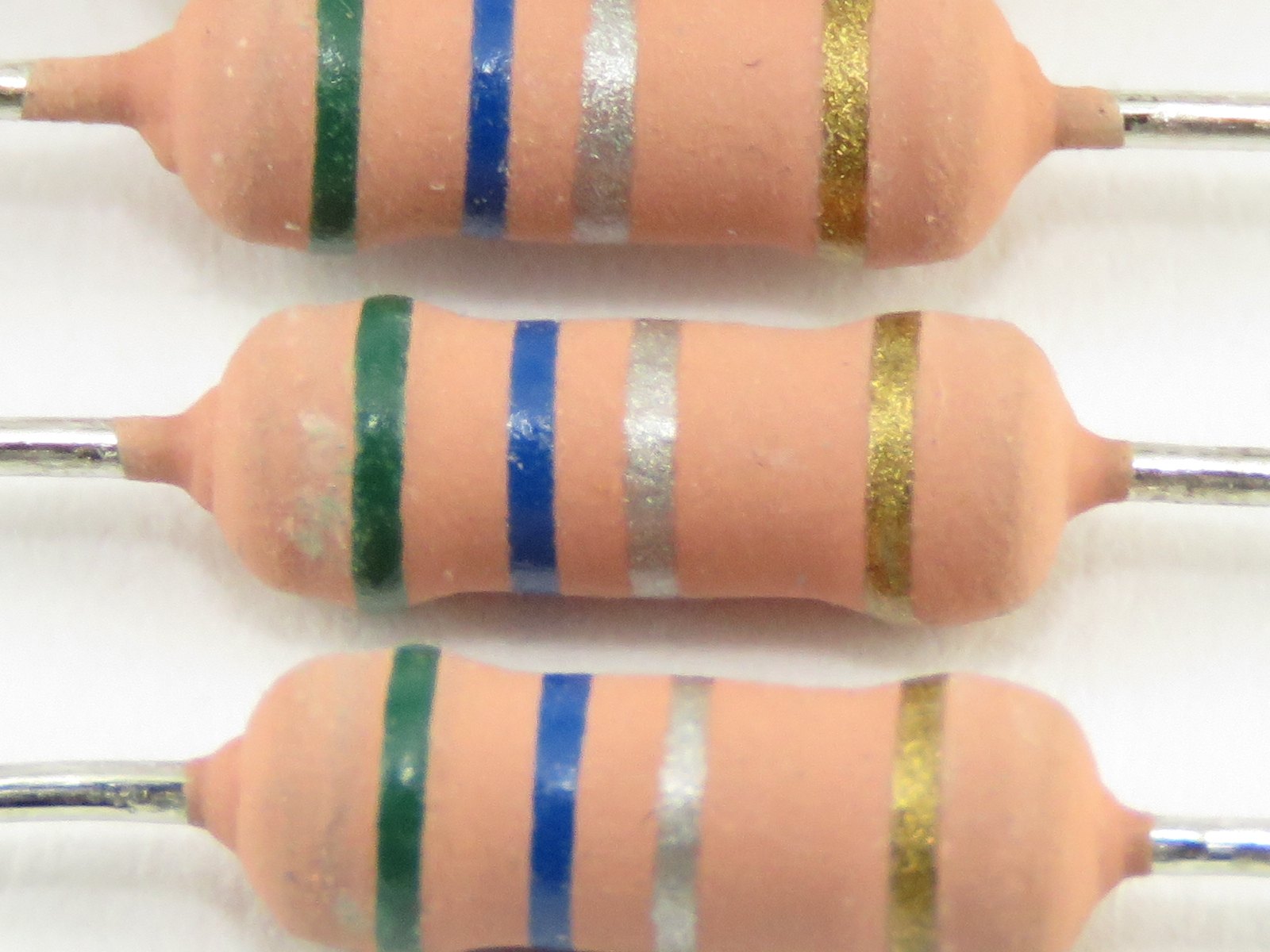 Résistance 0.56 Ohm 1W MOF0932JAFTR560