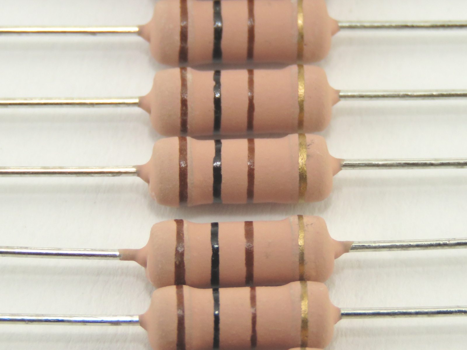 Résistance 100 Ohms 2W MOR2WS-100R