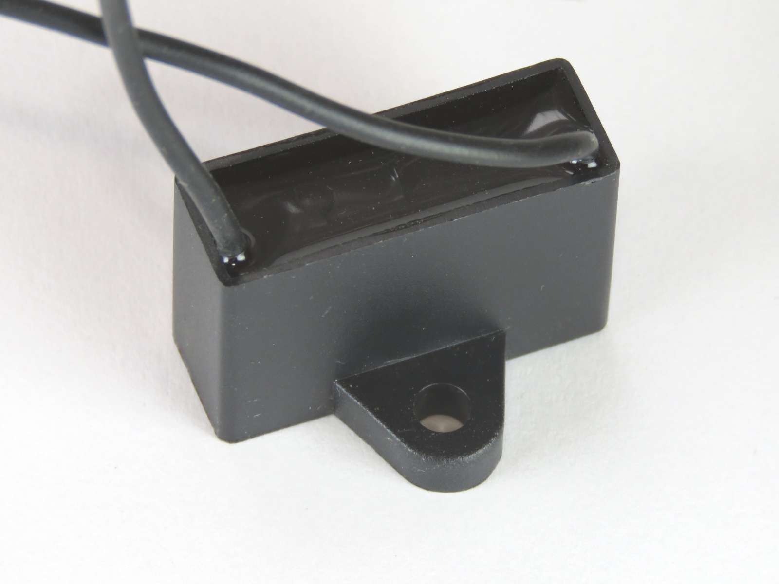 Condensateur démarrage moteur 1.5uF 450v MOTCAP1-5UF450V-B (image 2/3)