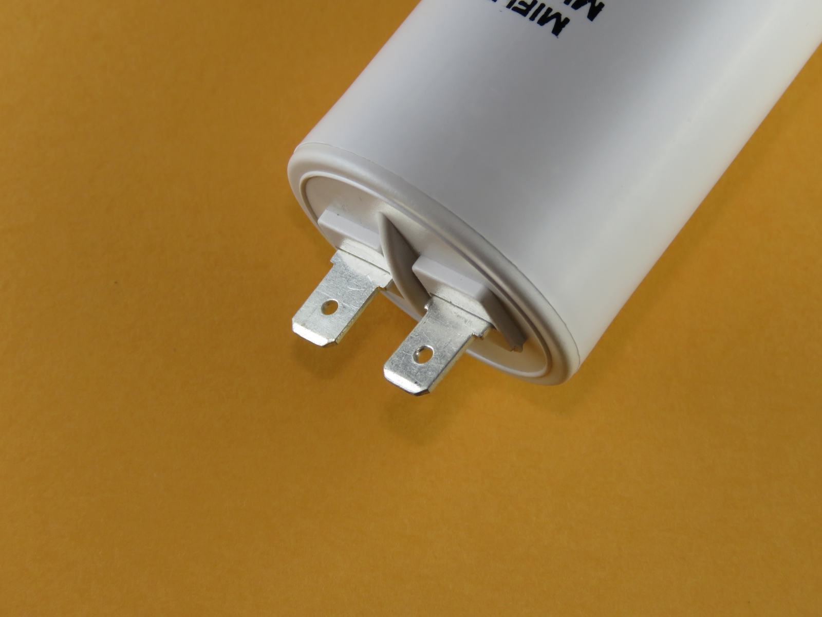 Condensateur démarrage moteur 10uF 450v MOTCAP10UF450V-B (image 2/3)