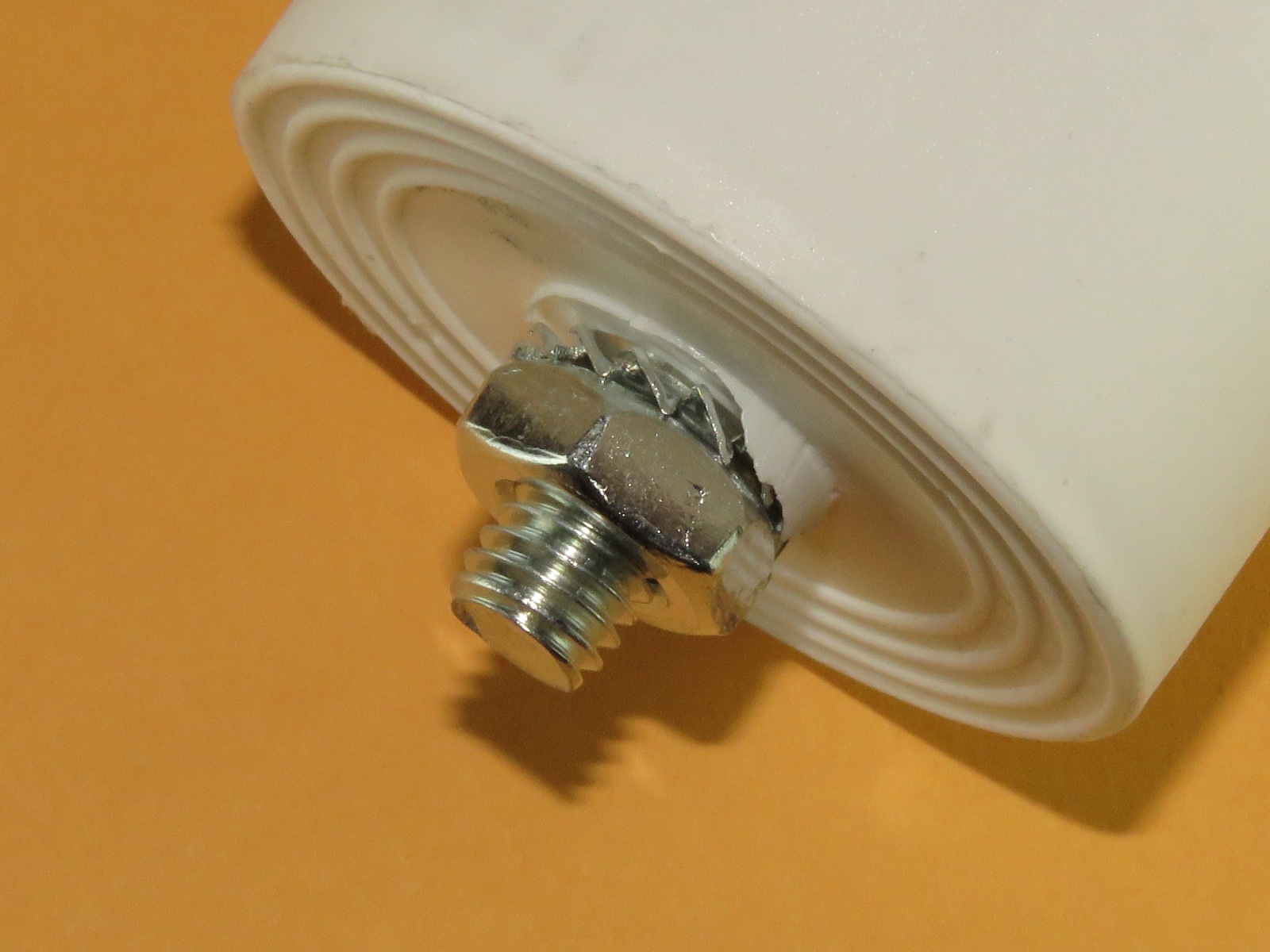 Condensateur démarrage moteur 60uF 450v MOTCAP60UF450V (image 3/3)