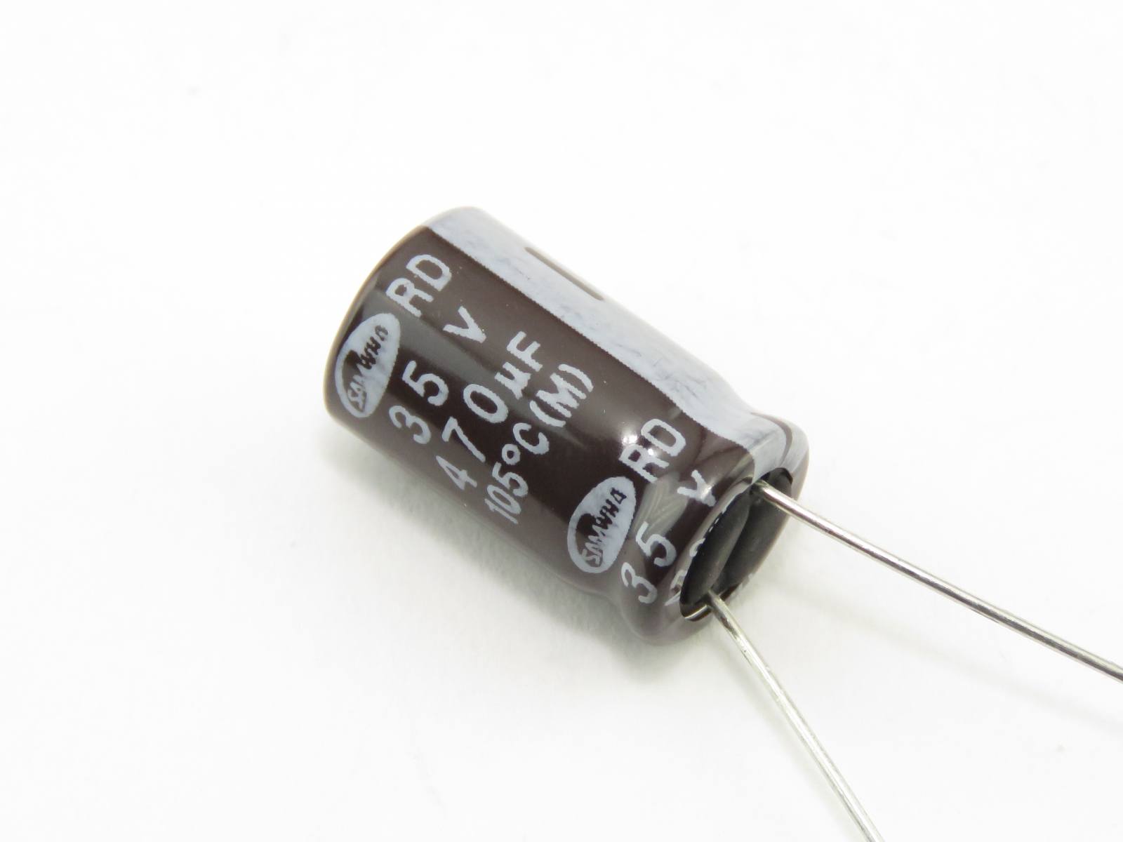 Condensateur chimique 470uF 35V RD1V477M10016BB