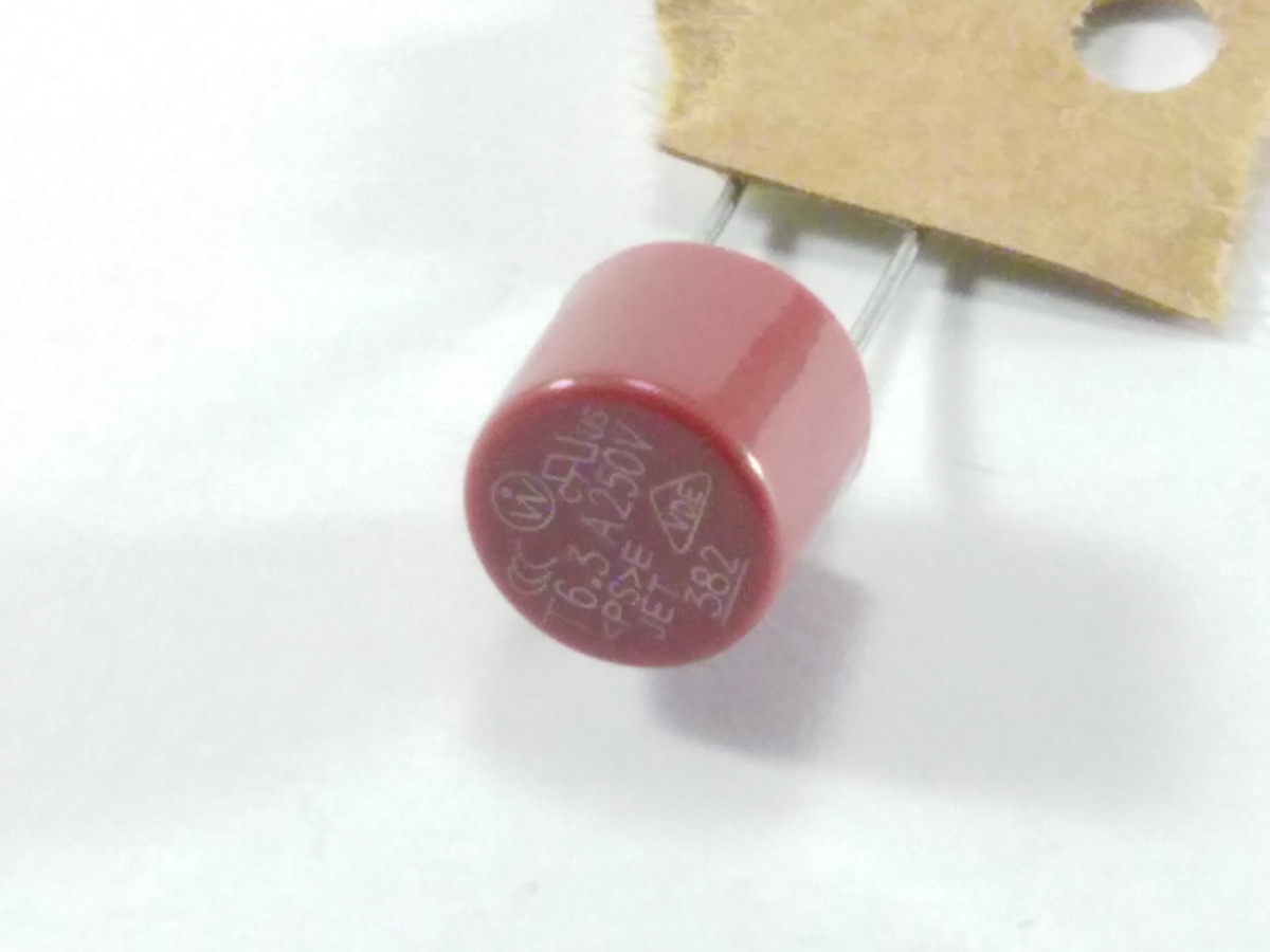 Fusible temporisé 6.3A RFT-6-3A
