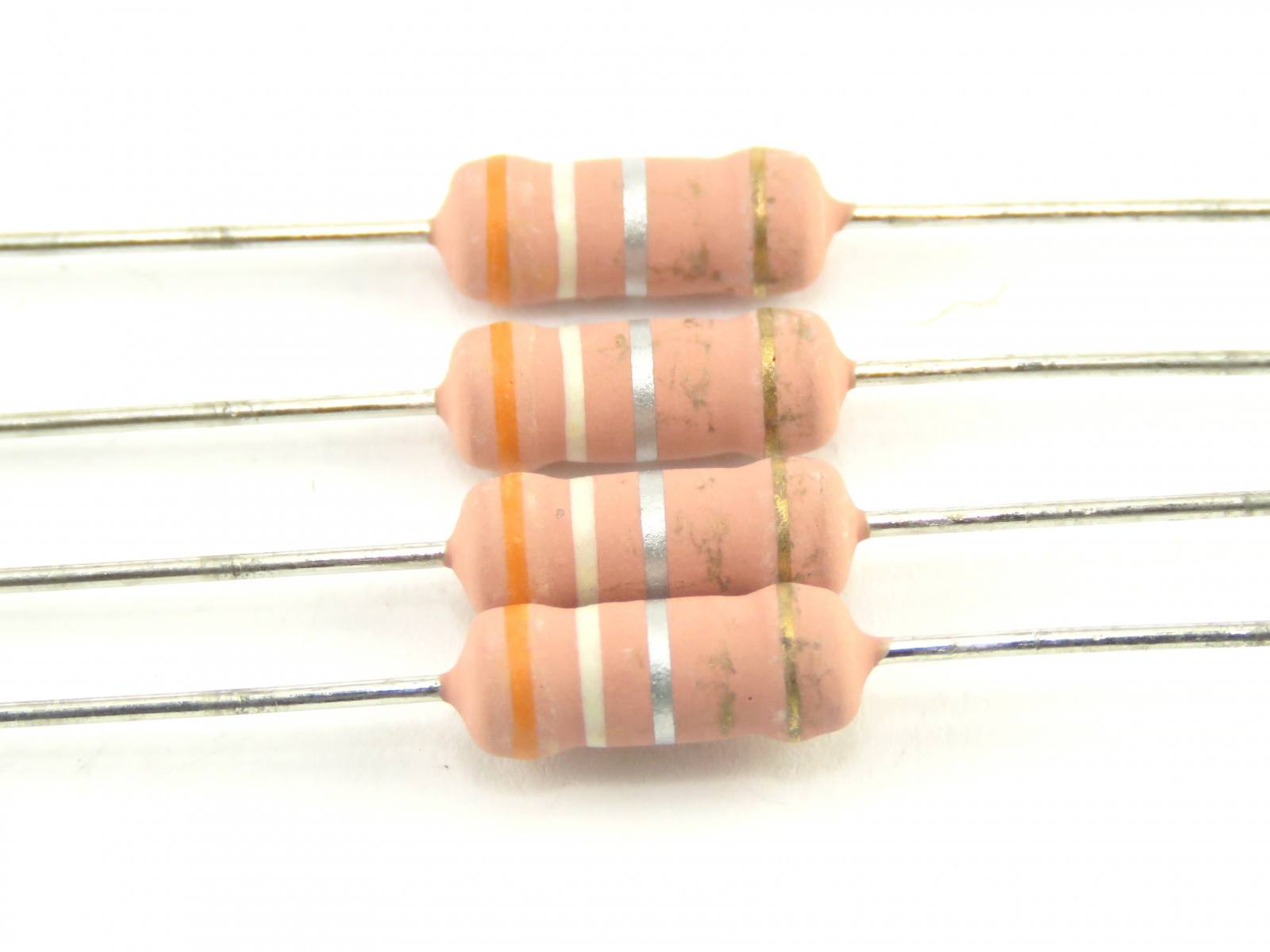 Résistance 0.39 Ohm 2W RSF2WS-0R39