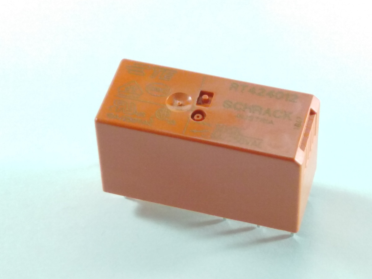 Relais 12V RT424012 (image 2/3)