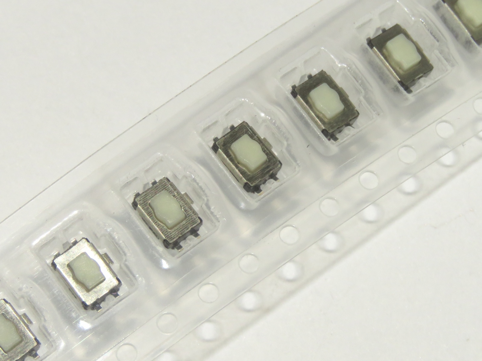 Bouton-poussoir miniature SW1000S47 (image 3/3)