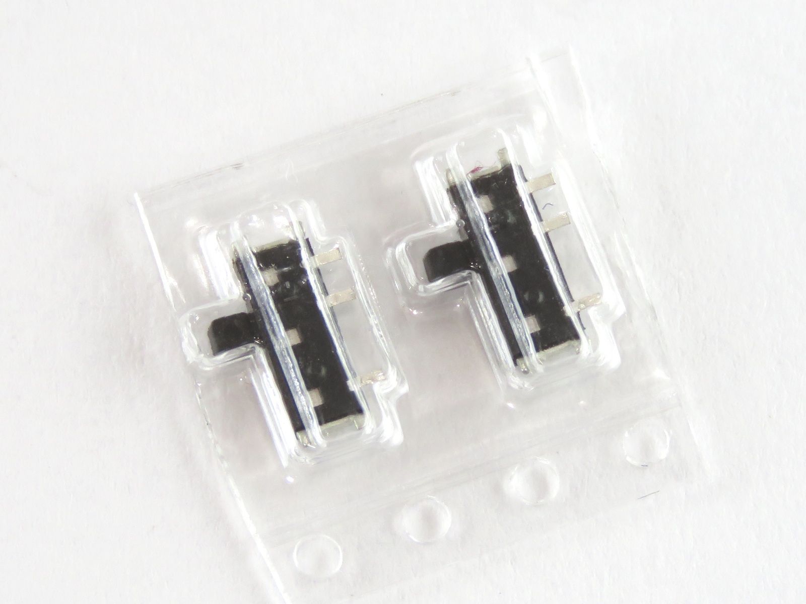 Interrupteur à glissière SW1000SP2-06-3 (image 2/4)