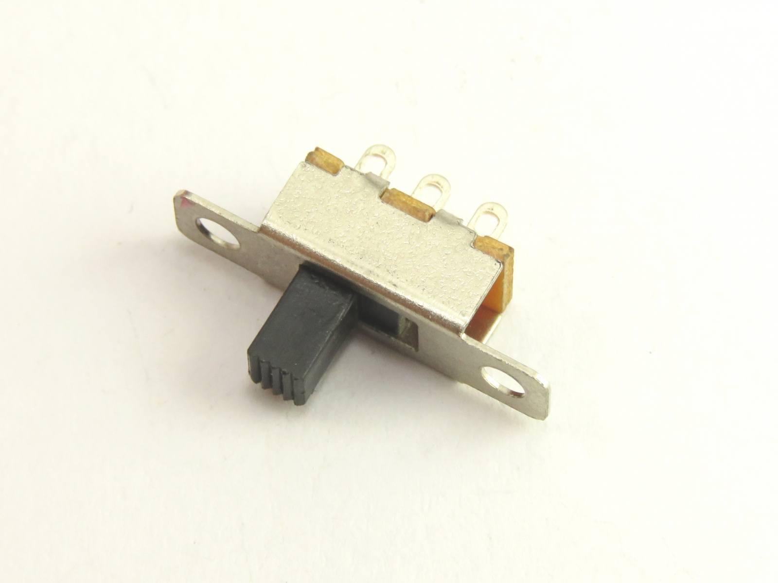 Interrupteur à glissière SW18000 (image 2/3)